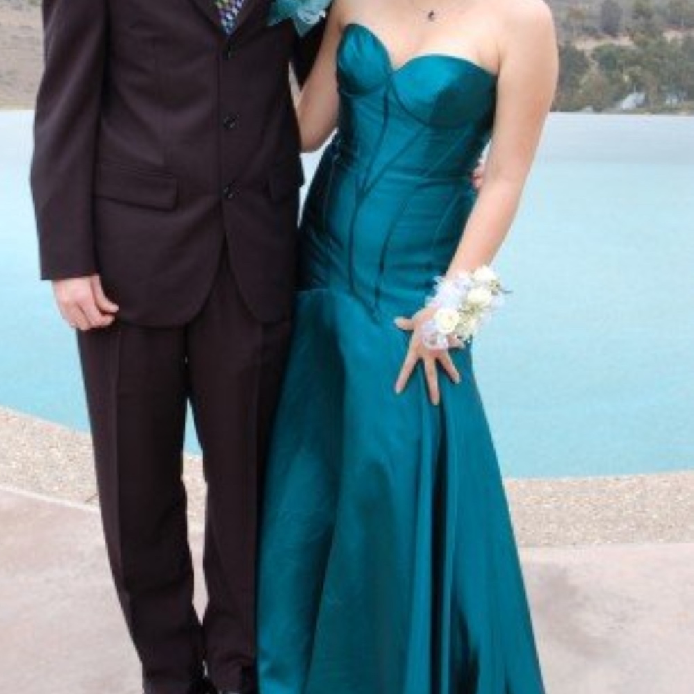 JOVANI mermaid prom dress